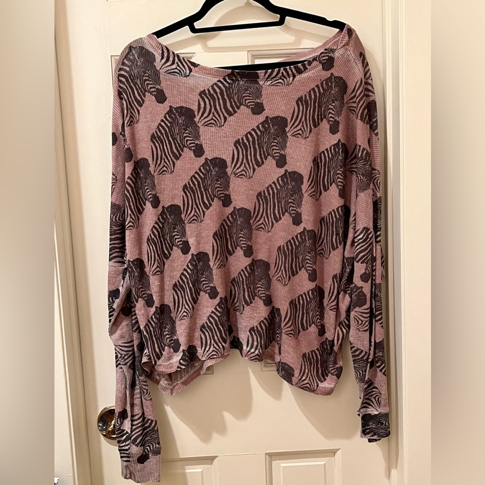 Zebra top